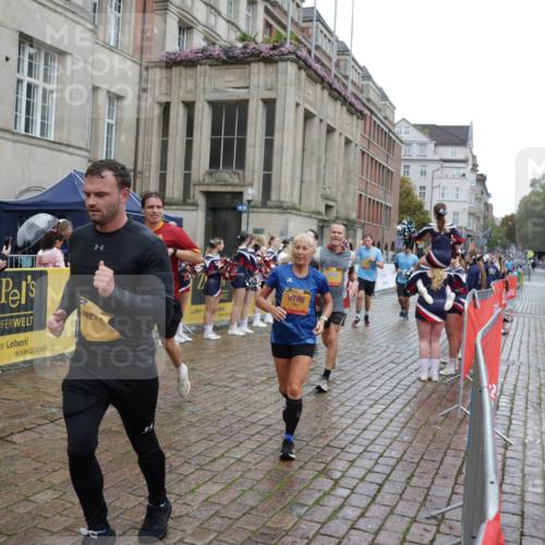 13.09.2026 - Kiel Lauf Yannick Fuchs http://msf.ph/oto/10440037 13.09.2026 11:51:28 Ziel 2063 meine-sportfotos.de