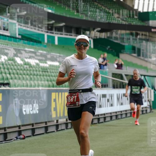 13.09.2026 - 21. swb-Marathon Bremen Michael Burmester http://msf.ph/oto/10440041 13.09.2026 12:42:05 Laufen im Stadion 371, 439, 603, 640, 650, 735, 744, 749, 957, 1009, 1223, 1224, 1336, 1381, 1411, 1571, 1614, 1619, 1667, 1712, 1745, 1797, 1822, 1850, 1862, 1930, 2094, 2207, 2986, 3368, 3624, 4399, 4795, 4847, 4936, 5672, 5828, 6198, 6264, 6929, 6991, 7141, 8065, 8311, 8383, 8394, 8994, 9065, 9120, 9329, 277, 346, 807, 895, 901, 1090, 1118, 1248, 1320, 1323, 1472, 1576, 1587, 1604, 1717, 1751, 1758, 1911, 2141, 2352, 2585, 2670, 3080, 3606, 5160, 5163, 5912 meine-sportfotos.de