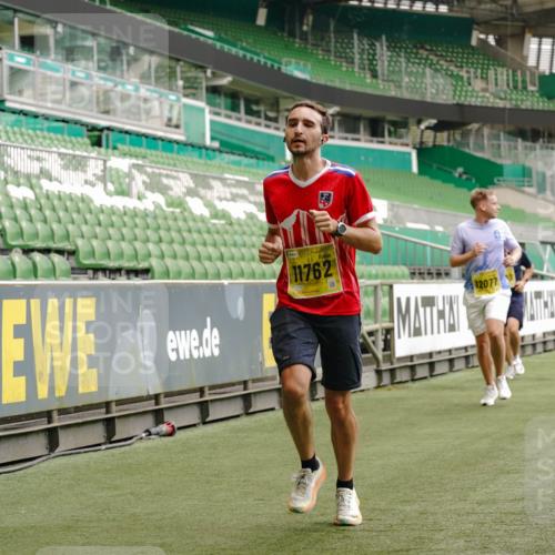 13.09.2026 - 21. swb-Marathon Bremen Michael Burmester http://msf.ph/oto/10440105 13.09.2026 10:27:28 Laufen im Stadion 10096, 10142, 10172, 10189, 10210, 10214, 10223, 10228, 10231, 10269, 10270, 10289, 10293, 10310, 10318, 10319, 10329, 10352, 10393, 10436, 10445, 10447, 10454, 10464, 10489, 10504, 10508, 10514, 10536, 10541, 10566, 10583, 10594, 10628, 10638, 10735, 10744, 10807, 10814, 10846, 10860, 10866, 10873, 10897, 10898, 10917, 10956, 10992, 11015, 11060, 11063, 11076, 11092, 11110, 11111, 11130, 11135, 11148, 11155, 11187, 11193, 11199, 11209, 11232, 11279 meine-sportfotos.de