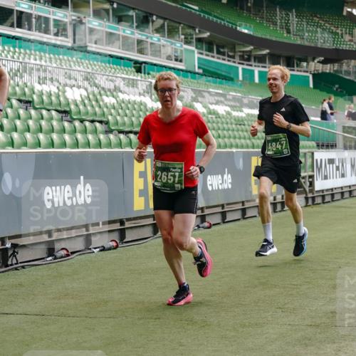 13.09.2026 - 21. swb-Marathon Bremen Michael Burmester http://msf.ph/oto/10440310 13.09.2026 12:42:12 Laufen im Stadion 371, 439, 650, 744, 749, 957, 1009, 1223, 1224, 1336, 1381, 1411, 1614, 1619, 1667, 1712, 1745, 1797, 1822, 1850, 1862, 1879, 2094, 2207, 2651, 2986, 3368, 3624, 4399, 4795, 4847, 4936, 5672, 5828, 6198, 6264, 6929, 6991, 7141, 8065, 8311, 8383, 8394, 8994, 9065, 9120, 9533, 277, 346, 807, 895, 901, 1090, 1118, 1248, 1320, 1323, 1472, 1576, 1587, 1604, 1717, 1751, 1758, 1911, 2141, 2352, 2670, 3080, 3606, 5160, 5163, 5912 meine-sportfotos.de