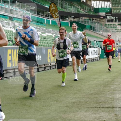 13.09.2026 - 21. swb-Marathon Bremen Michael Burmester http://msf.ph/oto/10440462 13.09.2026 12:42:16 Laufen im Stadion 371, 439, 650, 744, 749, 957, 1009, 1223, 1224, 1336, 1381, 1411, 1562, 1614, 1619, 1667, 1712, 1745, 1797, 1822, 1850, 1862, 1879, 2094, 2207, 2651, 2986, 3251, 3368, 3584, 3624, 4096, 4399, 4795, 4847, 4936, 5663, 5672, 5828, 6198, 6264, 6929, 6991, 7141, 8065, 8311, 8383, 8394, 8994, 9065, 9120, 9533, 277, 346, 807, 895, 901, 1118, 1248, 1320, 1323, 1472, 1576, 1587, 1604, 1717, 1751, 1758, 1911, 2141, 2352, 2670, 3080, 3606, 5160, 5163, 5912 meine-sportfotos.de