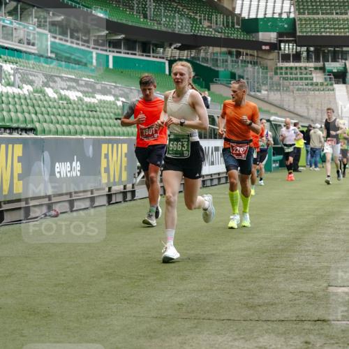 13.09.2026 - 21. swb-Marathon Bremen Michael Burmester http://msf.ph/oto/10440815 13.09.2026 12:42:29 Laufen im Stadion 439, 749, 957, 1009, 1223, 1224, 1411, 1562, 1614, 1619, 1667, 1712, 1745, 1797, 1822, 1850, 1862, 1879, 1921, 2094, 2207, 2651, 2683, 2986, 3251, 3368, 3584, 3624, 4096, 4399, 4795, 4847, 5316, 5663, 5672, 5828, 6198, 6264, 6929, 6991, 7141, 8065, 8311, 8383, 8394, 8749, 8994, 9065, 9120, 9200, 9533, 277, 346, 807, 895, 901, 1118, 1248, 1320, 1323, 1472, 1576, 1587, 1604, 1717, 1751, 1758, 1911, 2141, 2352, 2670, 3080, 3606, 5160, 5163, 5912 meine-sportfotos.de