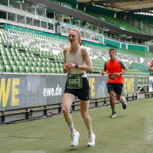 13.09.2026 - 21. swb-Marathon Bremen Michael Burmester http://msf.ph/oto/10440872 13.09.2026 12:42:30 Laufen im Stadion 439, 749, 957, 1009, 1223, 1224, 1411, 1562, 1619, 1667, 1712, 1745, 1797, 1822, 1850, 1862, 1879, 1921, 2094, 2207, 2651, 2683, 2986, 3251, 3368, 3584, 3624, 3688, 4096, 4399, 4795, 4847, 5316, 5663, 5672, 5828, 6198, 6264, 6359, 6929, 6991, 7141, 8065, 8311, 8383, 8394, 8689, 8749, 8994, 9065, 9120, 9200, 9533, 277, 346, 807, 895, 901, 1118, 1248, 1320, 1323, 1472, 1576, 1587, 1604, 1717, 1751, 1758, 1911, 2141, 2352, 2670, 3080, 3606, 5160, 5163, 5912 meine-sportfotos.de