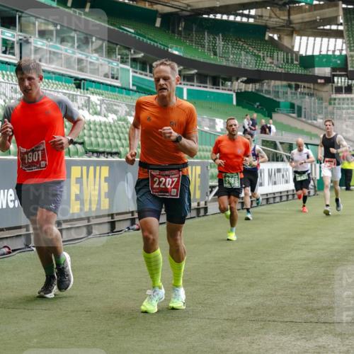 13.09.2026 - 21. swb-Marathon Bremen Michael Burmester http://msf.ph/oto/10440933 13.09.2026 12:42:32 Laufen im Stadion 439, 749, 1009, 1223, 1224, 1411, 1562, 1619, 1667, 1712, 1745, 1797, 1822, 1850, 1862, 1879, 1921, 2094, 2207, 2651, 2683, 2986, 3251, 3368, 3584, 3624, 3688, 4096, 4399, 4795, 4847, 5316, 5663, 5672, 5828, 6198, 6264, 6359, 6929, 6991, 7141, 8065, 8311, 8383, 8394, 8689, 8749, 8994, 9065, 9120, 9200, 9533, 277, 346, 807, 895, 901, 1118, 1248, 1320, 1323, 1472, 1576, 1587, 1604, 1717, 1751, 1758, 1911, 2141, 2352, 2670, 3080, 3606, 5160, 5163, 5912 meine-sportfotos.de