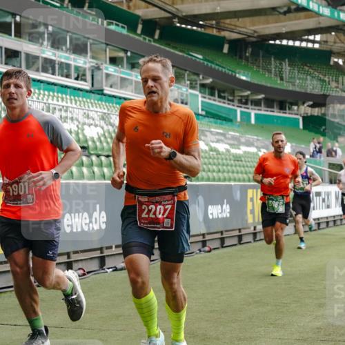 13.09.2026 - 21. swb-Marathon Bremen Michael Burmester http://msf.ph/oto/10440965 13.09.2026 12:42:32 Laufen im Stadion 439, 749, 1009, 1223, 1224, 1411, 1562, 1619, 1667, 1712, 1745, 1797, 1822, 1850, 1862, 1879, 1921, 2094, 2207, 2651, 2683, 2986, 3251, 3368, 3584, 3624, 3688, 4096, 4399, 4795, 4847, 5316, 5663, 5672, 5828, 6198, 6264, 6359, 6929, 6991, 7141, 8065, 8311, 8383, 8394, 8689, 8749, 8994, 9065, 9120, 9200, 9533, 277, 346, 807, 895, 901, 1118, 1248, 1320, 1323, 1472, 1576, 1587, 1604, 1717, 1751, 1758, 1911, 2141, 2352, 2670, 3080, 3606, 5160, 5163, 5912 meine-sportfotos.de
