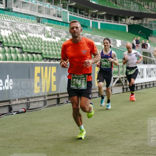 13.09.2026 - 21. swb-Marathon Bremen Michael Burmester http://msf.ph/oto/10440989 13.09.2026 12:42:33 Laufen im Stadion 439, 749, 1009, 1223, 1224, 1411, 1562, 1619, 1667, 1712, 1745, 1797, 1822, 1850, 1862, 1879, 1921, 2094, 2207, 2651, 2683, 2986, 3251, 3368, 3584, 3624, 3688, 4096, 4399, 4795, 4847, 5316, 5663, 5672, 5828, 6198, 6264, 6359, 6929, 6991, 7141, 8065, 8311, 8383, 8394, 8689, 8749, 8994, 9065, 9120, 9200, 9533, 277, 346, 807, 895, 901, 1118, 1248, 1320, 1323, 1472, 1576, 1587, 1604, 1717, 1751, 1758, 1911, 2141, 2352, 2670, 3080, 3606, 5160, 5163, 5912 meine-sportfotos.de