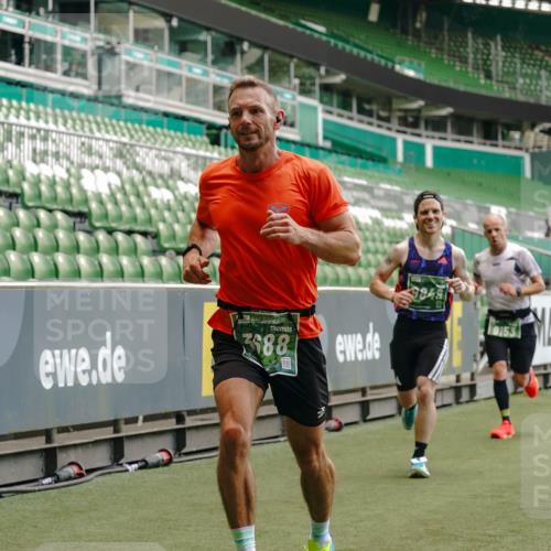 13.09.2026 - 21. swb-Marathon Bremen Michael Burmester http://msf.ph/oto/10441003 13.09.2026 12:42:34 Laufen im Stadion 439, 749, 1009, 1223, 1224, 1411, 1562, 1619, 1667, 1712, 1745, 1797, 1822, 1850, 1862, 1879, 1921, 2094, 2207, 2651, 2683, 2986, 3251, 3368, 3584, 3624, 3688, 4096, 4399, 4795, 4847, 5316, 5663, 5672, 5828, 6198, 6264, 6359, 6929, 6991, 7141, 8065, 8311, 8383, 8394, 8689, 8749, 8994, 9065, 9120, 9200, 9533, 9849, 277, 346, 453, 807, 895, 901, 1118, 1248, 1320, 1323, 1472, 1576, 1587, 1717, 1751, 1758, 1911, 2141, 2352, 2670, 3080, 3606, 5160, 5163, 5912 meine-sportfotos.de