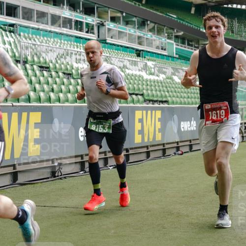 13.09.2026 - 21. swb-Marathon Bremen Michael Burmester http://msf.ph/oto/10441084 13.09.2026 12:42:36 Laufen im Stadion 439, 749, 819, 1009, 1223, 1224, 1411, 1562, 1619, 1667, 1712, 1745, 1797, 1822, 1850, 1862, 1879, 1921, 2094, 2207, 2651, 2683, 2986, 3251, 3368, 3584, 3624, 3688, 4096, 4399, 4795, 4847, 5316, 5663, 5672, 5828, 6198, 6264, 6359, 6929, 6991, 7141, 8311, 8383, 8394, 8689, 8749, 8994, 9065, 9120, 9153, 9200, 9533, 9849, 277, 346, 453, 807, 895, 901, 1118, 1248, 1320, 1323, 1472, 1576, 1587, 1717, 1751, 1758, 1911, 2141, 2352, 2670, 3080, 3606, 5160, 5163, 5912 meine-sportfotos.de