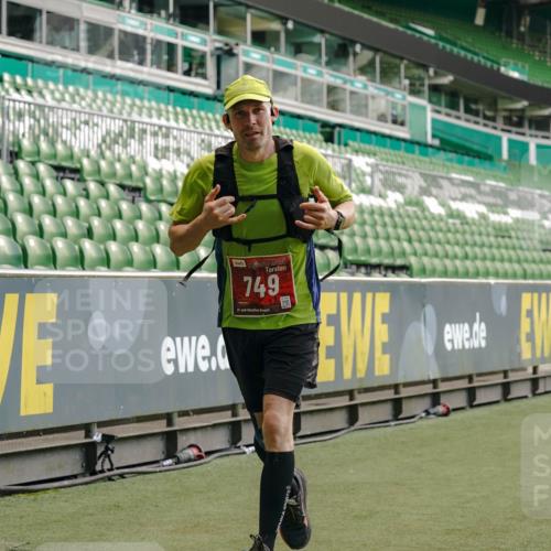 13.09.2026 - 21. swb-Marathon Bremen Michael Burmester http://msf.ph/oto/10441215 13.09.2026 12:42:40 Laufen im Stadion 439, 749, 819, 1009, 1223, 1224, 1411, 1562, 1619, 1667, 1712, 1745, 1797, 1822, 1850, 1862, 1879, 1921, 2094, 2207, 2651, 2683, 3251, 3368, 3584, 3624, 3688, 4096, 4399, 4795, 4847, 5316, 5663, 5672, 5828, 6198, 6264, 6359, 6929, 6991, 7141, 8311, 8383, 8394, 8689, 8749, 8994, 9120, 9153, 9200, 9533, 9849, 277, 346, 453, 807, 901, 1118, 1248, 1320, 1323, 1472, 1576, 1587, 1717, 1751, 1758, 1911, 2141, 2352, 3080, 3606, 5160, 5163, 5912 meine-sportfotos.de