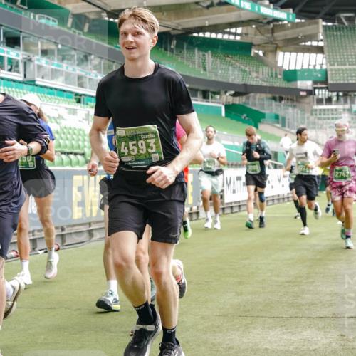 13.09.2026 - 21. swb-Marathon Bremen Michael Burmester http://msf.ph/oto/10441255 13.09.2026 13:06:58 Laufen im Stadion 109, 132, 156, 217, 287, 303, 310, 372, 394, 430, 454, 489, 578, 607, 613, 682, 716, 784, 809, 831, 834, 846, 891, 922, 1083, 1173, 1189, 1205, 1210, 1274, 1322, 1364, 1365, 1369, 1380, 1387, 1437, 1532, 1533, 1545, 1574, 1581, 1600, 1823, 1841, 1848, 1854, 1871, 1909, 1926, 1938, 2070, 2076, 2090, 2219, 2244, 2265, 2275, 2283, 2310, 2318, 2355, 2356, 2393, 2405, 2440, 2464, 2492, 2565, 2699, 2707, 2721, 2731, 2755, 2818, 2902, 2911, 2949, 2960, 3115 meine-sportfotos.de
