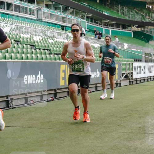 13.09.2026 - 21. swb-Marathon Bremen Michael Burmester http://msf.ph/oto/10441314 13.09.2026 12:42:43 Laufen im Stadion 439, 749, 819, 1009, 1223, 1224, 1411, 1562, 1619, 1667, 1712, 1745, 1822, 1850, 1862, 1879, 1921, 2094, 2207, 2651, 2683, 3251, 3368, 3584, 3624, 3688, 4096, 4399, 4795, 4847, 5316, 5663, 5672, 5828, 6198, 6264, 6359, 6929, 6991, 7141, 8311, 8383, 8394, 8689, 8749, 8994, 9120, 9153, 9200, 9233, 9533, 9849, 277, 346, 453, 807, 901, 1248, 1320, 1323, 1472, 1576, 1587, 1717, 1751, 1758, 1911, 2141, 2352, 3080, 3606, 5160, 5163, 5912 meine-sportfotos.de