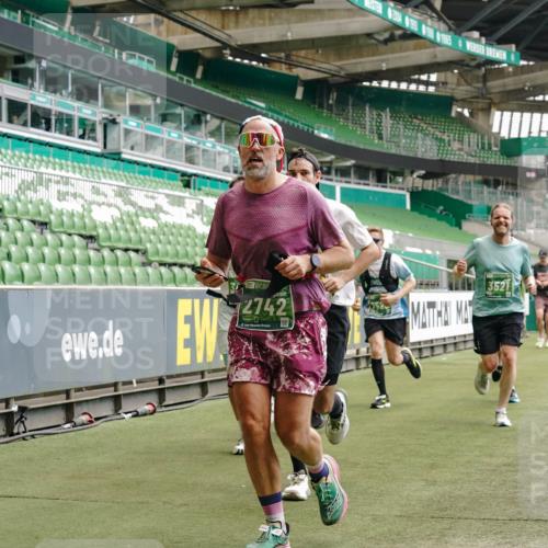 13.09.2026 - 21. swb-Marathon Bremen Michael Burmester http://msf.ph/oto/10441425 13.09.2026 13:07:01 Laufen im Stadion 109, 132, 156, 217, 287, 303, 310, 372, 394, 430, 454, 489, 578, 607, 613, 682, 716, 784, 809, 831, 834, 846, 891, 911, 922, 1083, 1173, 1189, 1205, 1210, 1274, 1322, 1364, 1365, 1369, 1380, 1387, 1437, 1532, 1533, 1545, 1574, 1581, 1600, 1823, 1841, 1848, 1854, 1871, 1909, 1926, 1938, 2003, 2070, 2076, 2090, 2219, 2244, 2265, 2275, 2283, 2310, 2318, 2355, 2356, 2393, 2405, 2440, 2464, 2492, 2565, 2699, 2707, 2721, 2731, 2755, 2818, 2831, 2902, 2911, 2949, 2960, 3115 meine-sportfotos.de