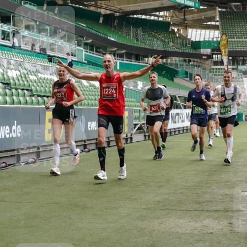 13.09.2026 - 21. swb-Marathon Bremen Michael Burmester http://msf.ph/oto/10441449 13.09.2026 12:42:48 Laufen im Stadion 439, 749, 819, 1009, 1223, 1224, 1411, 1562, 1619, 1667, 1712, 1745, 1822, 1850, 1862, 1879, 1921, 2094, 2207, 2651, 2683, 3251, 3368, 3584, 3624, 3688, 4096, 4847, 5199, 5316, 5663, 5672, 5828, 6198, 6264, 6359, 6579, 6929, 6991, 7141, 7950, 8311, 8383, 8394, 8689, 8749, 8994, 9120, 9153, 9200, 9233, 9533, 9849, 277, 453, 807, 901, 1248, 1320, 1323, 1472, 1576, 1587, 1717, 1751, 1758, 1911, 2141, 2352, 3080, 3606, 5160, 5163, 5912 meine-sportfotos.de