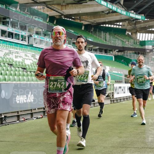 13.09.2026 - 21. swb-Marathon Bremen Michael Burmester http://msf.ph/oto/10441472 13.09.2026 13:07:01 Laufen im Stadion 109, 132, 156, 217, 287, 303, 310, 372, 394, 430, 454, 489, 578, 607, 613, 682, 716, 784, 809, 831, 834, 846, 891, 911, 922, 1083, 1173, 1189, 1205, 1210, 1274, 1322, 1364, 1365, 1369, 1380, 1387, 1437, 1532, 1533, 1545, 1574, 1581, 1600, 1823, 1841, 1848, 1854, 1871, 1909, 1926, 1938, 2003, 2070, 2076, 2090, 2219, 2244, 2265, 2275, 2283, 2310, 2318, 2355, 2356, 2393, 2405, 2440, 2464, 2492, 2565, 2699, 2707, 2721, 2731, 2755, 2818, 2831, 2902, 2911, 2949, 2960, 3115 meine-sportfotos.de