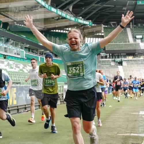 13.09.2026 - 21. swb-Marathon Bremen Michael Burmester http://msf.ph/oto/10441660 13.09.2026 13:07:04 Laufen im Stadion 109, 132, 156, 217, 287, 303, 310, 372, 430, 454, 489, 578, 607, 613, 682, 716, 784, 809, 831, 834, 846, 911, 922, 1083, 1173, 1189, 1205, 1210, 1274, 1322, 1364, 1365, 1369, 1387, 1437, 1532, 1533, 1545, 1574, 1581, 1600, 1823, 1841, 1848, 1854, 1871, 1909, 1926, 1938, 2003, 2070, 2076, 2090, 2219, 2244, 2265, 2275, 2283, 2310, 2318, 2355, 2356, 2393, 2405, 2440, 2464, 2492, 2565, 2699, 2707, 2721, 2731, 2755, 2802, 2818, 2831, 2902, 2911, 2949, 2960, 3115 meine-sportfotos.de