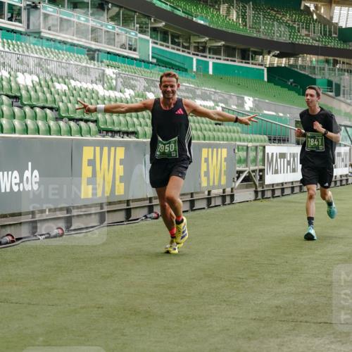 13.09.2026 - 21. swb-Marathon Bremen Michael Burmester http://msf.ph/oto/10441704 13.09.2026 12:43:00 Laufen im Stadion 439, 749, 819, 1009, 1223, 1224, 1562, 1619, 1667, 1712, 1745, 1822, 1850, 1862, 1879, 1921, 2094, 2207, 2651, 2683, 3251, 3368, 3500, 3584, 3624, 3688, 4096, 4847, 5143, 5199, 5316, 5601, 5663, 5672, 5776, 5828, 6264, 6359, 6579, 6929, 6991, 7141, 7170, 7841, 7950, 8311, 8383, 8394, 8689, 8749, 8850, 8994, 9120, 9153, 9200, 9233, 9533, 9849, 277, 453, 807, 862, 901, 1248, 1320, 1323, 1472, 1576, 1587, 1717, 1751, 1758, 1911, 5160, 5163, 5912 meine-sportfotos.de