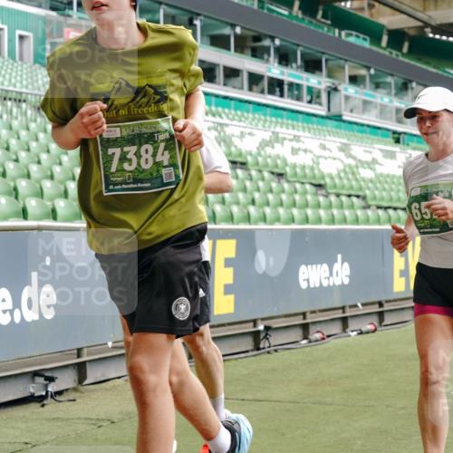 13.09.2026 - 21. swb-Marathon Bremen Michael Burmester http://msf.ph/oto/10441815 13.09.2026 13:07:06 Laufen im Stadion 109, 132, 156, 217, 287, 303, 310, 372, 430, 454, 489, 578, 607, 613, 682, 716, 784, 800, 808, 809, 831, 834, 846, 911, 922, 1083, 1173, 1189, 1205, 1210, 1274, 1322, 1364, 1365, 1369, 1387, 1395, 1437, 1532, 1533, 1545, 1574, 1581, 1600, 1823, 1831, 1841, 1848, 1854, 1871, 1909, 1926, 1938, 2003, 2070, 2076, 2090, 2219, 2244, 2275, 2283, 2310, 2318, 2355, 2356, 2393, 2405, 2440, 2464, 2492, 2565, 2699, 2707, 2721, 2731, 2755, 2802, 2818, 2831, 2902, 2911, 2949, 2960, 3115 meine-sportfotos.de
