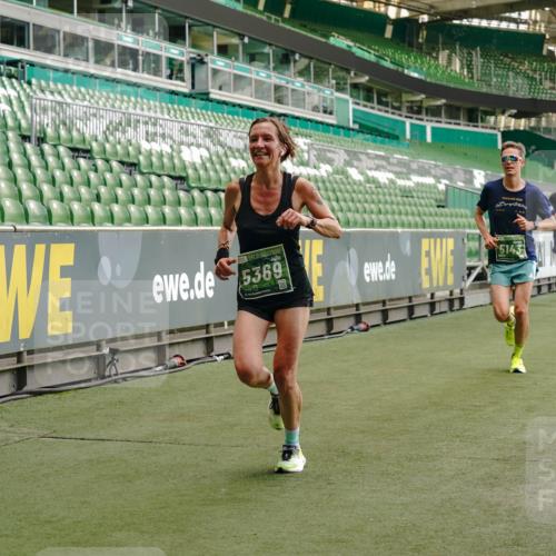 13.09.2026 - 21. swb-Marathon Bremen Michael Burmester http://msf.ph/oto/10441889 13.09.2026 12:43:09 Laufen im Stadion 439, 749, 819, 1009, 1223, 1224, 1372, 1562, 1619, 1667, 1712, 1745, 1850, 1862, 1879, 1921, 2094, 2207, 2651, 2683, 3251, 3368, 3500, 3584, 3688, 4096, 4847, 4904, 5143, 5199, 5316, 5369, 5601, 5663, 5672, 5776, 5828, 6359, 6579, 6929, 6991, 7141, 7170, 7841, 7950, 8311, 8383, 8394, 8689, 8749, 8850, 8994, 9120, 9153, 9200, 9233, 9533, 9849, 277, 453, 807, 862, 901, 1136, 1248, 1320, 1323, 1472, 1576, 1587, 1717, 1751, 1758, 5160, 5163, 5912 meine-sportfotos.de