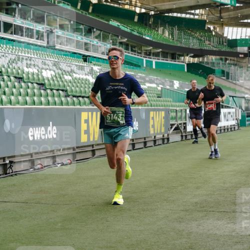 13.09.2026 - 21. swb-Marathon Bremen Michael Burmester http://msf.ph/oto/10441919 13.09.2026 12:43:11 Laufen im Stadion 439, 749, 819, 1009, 1223, 1224, 1372, 1562, 1619, 1667, 1712, 1745, 1850, 1862, 1879, 1921, 2094, 2207, 2651, 2683, 3251, 3368, 3500, 3584, 3688, 4096, 4739, 4847, 4904, 5143, 5199, 5316, 5369, 5601, 5663, 5672, 5776, 5828, 6359, 6579, 6929, 6991, 7141, 7170, 7841, 7950, 8311, 8383, 8394, 8689, 8749, 8850, 8994, 9120, 9153, 9200, 9233, 9533, 9849, 453, 807, 862, 901, 1136, 1248, 1323, 1472, 1576, 1587, 1717, 1751, 1758, 5160, 5163, 5912 meine-sportfotos.de