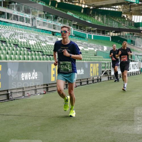 13.09.2026 - 21. swb-Marathon Bremen Michael Burmester http://msf.ph/oto/10441935 13.09.2026 12:43:11 Laufen im Stadion 439, 749, 819, 1009, 1223, 1224, 1372, 1562, 1619, 1667, 1712, 1745, 1850, 1862, 1879, 1921, 2094, 2207, 2651, 2683, 3251, 3368, 3500, 3584, 3688, 4096, 4739, 4847, 4904, 5143, 5199, 5316, 5369, 5601, 5663, 5672, 5776, 5828, 6359, 6579, 6929, 6991, 7141, 7170, 7841, 7950, 8311, 8383, 8394, 8689, 8749, 8850, 8994, 9120, 9153, 9200, 9233, 9533, 9849, 453, 807, 862, 901, 1136, 1248, 1323, 1472, 1576, 1587, 1717, 1751, 1758, 5160, 5163, 5912 meine-sportfotos.de
