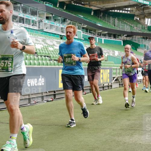 13.09.2026 - 21. swb-Marathon Bremen Michael Burmester http://msf.ph/oto/10441966 13.09.2026 13:07:09 Laufen im Stadion 109, 132, 156, 217, 287, 303, 310, 372, 430, 454, 489, 578, 607, 613, 682, 716, 784, 800, 808, 809, 831, 834, 846, 911, 922, 1083, 1173, 1189, 1205, 1210, 1274, 1322, 1364, 1365, 1369, 1387, 1395, 1437, 1532, 1533, 1545, 1574, 1581, 1600, 1823, 1831, 1841, 1848, 1854, 1871, 1909, 1926, 1938, 2003, 2070, 2076, 2090, 2219, 2244, 2275, 2283, 2310, 2318, 2355, 2356, 2393, 2405, 2440, 2464, 2492, 2565, 2699, 2707, 2721, 2731, 2755, 2802, 2818, 2831, 2866, 2902, 2911, 2949, 2960, 3115 meine-sportfotos.de