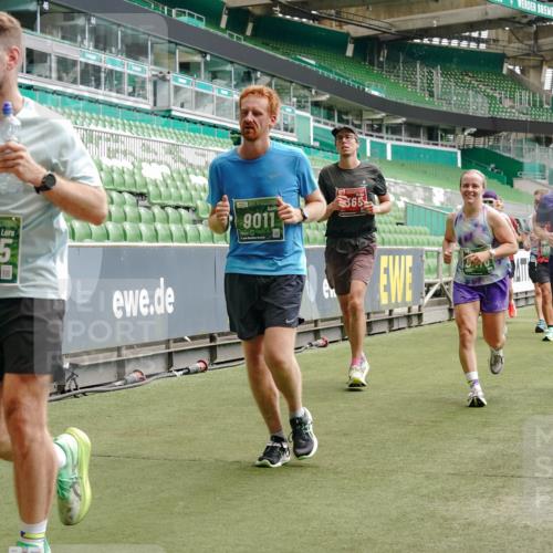 13.09.2026 - 21. swb-Marathon Bremen Michael Burmester http://msf.ph/oto/10441991 13.09.2026 13:07:09 Laufen im Stadion 109, 132, 156, 217, 287, 303, 310, 372, 430, 454, 489, 578, 607, 613, 682, 716, 784, 800, 808, 809, 831, 834, 846, 911, 922, 1083, 1173, 1189, 1205, 1210, 1274, 1322, 1364, 1365, 1369, 1387, 1395, 1437, 1532, 1533, 1545, 1574, 1581, 1600, 1823, 1831, 1841, 1848, 1854, 1871, 1909, 1926, 1938, 2003, 2070, 2076, 2090, 2219, 2244, 2275, 2283, 2310, 2318, 2355, 2356, 2393, 2405, 2440, 2464, 2492, 2565, 2699, 2707, 2721, 2731, 2755, 2802, 2818, 2831, 2866, 2902, 2911, 2949, 2960, 3115 meine-sportfotos.de