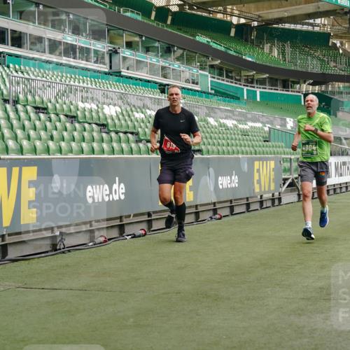 13.09.2026 - 21. swb-Marathon Bremen Michael Burmester http://msf.ph/oto/10442057 13.09.2026 12:43:14 Laufen im Stadion 439, 749, 819, 969, 1009, 1223, 1224, 1372, 1562, 1619, 1667, 1712, 1745, 1850, 1862, 1879, 1921, 2094, 2207, 2651, 2683, 3251, 3368, 3500, 3584, 3688, 4096, 4739, 4847, 4904, 5143, 5199, 5316, 5369, 5601, 5663, 5672, 5776, 5828, 6359, 6579, 6929, 6991, 7141, 7170, 7841, 7950, 8311, 8383, 8394, 8689, 8749, 8850, 8994, 9120, 9153, 9200, 9233, 9533, 9849, 126, 453, 671, 807, 862, 901, 912, 1136, 1248, 1472, 1576, 1587, 1717, 1751, 1758, 5160, 5163, 5912 meine-sportfotos.de