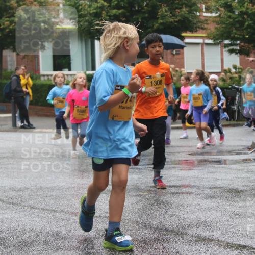 13.09.2026 - Kiel Lauf Markus Tischler http://msf.ph/oto/10442070 13.09.2026 08:33:56 Fleethörn 5880, 4, 38, 1308, 4418, 5583 meine-sportfotos.de