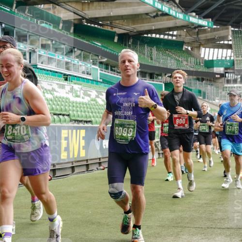 13.09.2026 - 21. swb-Marathon Bremen Michael Burmester http://msf.ph/oto/10442147 13.09.2026 13:07:11 Laufen im Stadion 109, 132, 156, 217, 287, 303, 310, 372, 430, 454, 489, 578, 607, 613, 682, 716, 784, 800, 808, 809, 831, 834, 846, 911, 922, 1083, 1173, 1189, 1205, 1210, 1274, 1322, 1364, 1365, 1369, 1387, 1395, 1437, 1532, 1533, 1545, 1574, 1581, 1600, 1823, 1831, 1841, 1848, 1854, 1871, 1909, 1926, 1938, 2003, 2070, 2076, 2090, 2219, 2244, 2275, 2283, 2310, 2318, 2355, 2356, 2393, 2405, 2440, 2464, 2492, 2565, 2699, 2707, 2721, 2731, 2755, 2802, 2818, 2831, 2866, 2902, 2911, 2949, 2960, 3115 meine-sportfotos.de