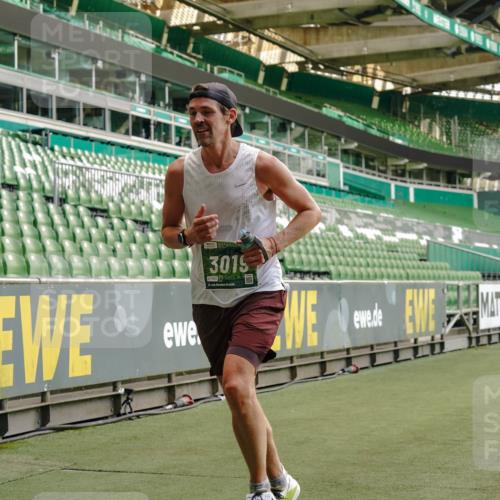 13.09.2026 - 21. swb-Marathon Bremen Michael Burmester http://msf.ph/oto/10442163 13.09.2026 12:43:17 Laufen im Stadion 439, 623, 749, 819, 969, 1009, 1223, 1224, 1372, 1562, 1619, 1667, 1712, 1745, 1770, 1850, 1862, 1879, 1921, 2094, 2207, 2651, 2683, 3251, 3368, 3500, 3584, 3688, 4096, 4739, 4847, 4904, 5143, 5199, 5316, 5369, 5601, 5663, 5672, 5776, 5828, 6359, 6579, 6929, 6991, 7141, 7170, 7841, 7950, 8311, 8383, 8394, 8689, 8749, 8850, 8994, 9120, 9153, 9200, 9233, 9533, 9849, 126, 453, 603, 640, 671, 735, 807, 862, 901, 912, 1136, 1248, 1472, 1576, 1587, 1717, 1751, 1758, 5160, 5163, 5912 meine-sportfotos.de