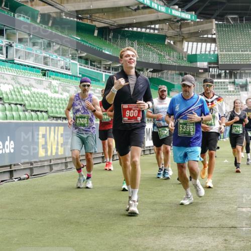 13.09.2026 - 21. swb-Marathon Bremen Michael Burmester http://msf.ph/oto/10442256 13.09.2026 13:07:12 Laufen im Stadion 109, 132, 156, 217, 287, 303, 310, 372, 430, 454, 489, 578, 607, 613, 682, 716, 784, 800, 808, 809, 831, 834, 846, 911, 922, 1083, 1173, 1189, 1205, 1210, 1274, 1322, 1364, 1365, 1369, 1387, 1395, 1437, 1532, 1533, 1545, 1574, 1581, 1600, 1823, 1831, 1841, 1848, 1854, 1871, 1909, 1926, 1938, 2003, 2070, 2076, 2090, 2219, 2275, 2283, 2310, 2318, 2355, 2356, 2393, 2405, 2440, 2492, 2565, 2611, 2699, 2707, 2721, 2731, 2755, 2802, 2818, 2831, 2866, 2902, 2911, 2949, 2960 meine-sportfotos.de