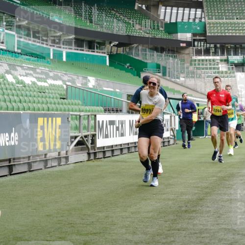 13.09.2026 - 21. swb-Marathon Bremen Michael Burmester http://msf.ph/oto/10442470 13.09.2026 10:28:21 Laufen im Stadion 10096, 10142, 10170, 10172, 10189, 10200, 10223, 10231, 10267, 10269, 10270, 10289, 10293, 10294, 10310, 10316, 10329, 10348, 10393, 10421, 10489, 10508, 10514, 10525, 10538, 10544, 10566, 10594, 10628, 10638, 10655, 10709, 10739, 10744, 10770, 10814, 10835, 10840, 10846, 10860, 10876, 10897, 10898, 10910, 10917, 10923, 10956, 10993, 11005, 11007, 11018, 11035, 11058, 11060, 11076, 11087, 11092, 11110, 11111, 11148, 11170, 11193 meine-sportfotos.de