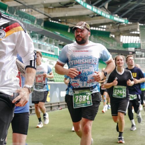 13.09.2026 - 21. swb-Marathon Bremen Michael Burmester http://msf.ph/oto/10442552 13.09.2026 13:07:15 Laufen im Stadion 109, 132, 156, 217, 287, 303, 310, 372, 430, 454, 489, 578, 607, 613, 682, 716, 784, 800, 808, 809, 831, 834, 846, 911, 922, 1083, 1173, 1189, 1205, 1210, 1274, 1322, 1364, 1365, 1369, 1387, 1395, 1437, 1532, 1533, 1545, 1574, 1581, 1600, 1823, 1831, 1841, 1848, 1854, 1871, 1909, 1926, 1938, 2003, 2070, 2076, 2090, 2219, 2275, 2283, 2318, 2355, 2356, 2393, 2405, 2440, 2492, 2565, 2611, 2699, 2707, 2721, 2731, 2755, 2802, 2818, 2831, 2866, 2902, 2911, 2949, 2960 meine-sportfotos.de