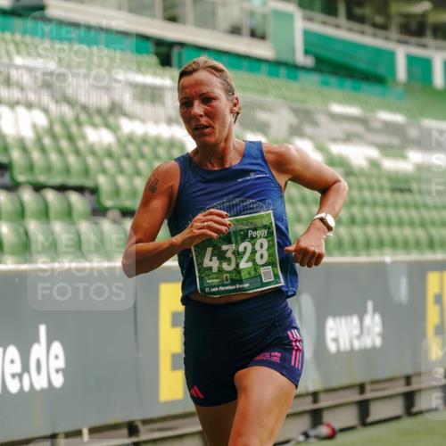 13.09.2026 - 21. swb-Marathon Bremen Michael Burmester http://msf.ph/oto/10442564 13.09.2026 12:43:49 Laufen im Stadion 439, 493, 623, 678, 681, 749, 819, 969, 1009, 1223, 1224, 1335, 1372, 1498, 1562, 1619, 1696, 1712, 1745, 1770, 1879, 1921, 2098, 2207, 2651, 2683, 3251, 3500, 3584, 3688, 4096, 4118, 4328, 4739, 4847, 4904, 5143, 5199, 5316, 5369, 5601, 5663, 5776, 5828, 6359, 6579, 6973, 7015, 7170, 7265, 7841, 7950, 8028, 8311, 8689, 8749, 8850, 8994, 9120, 9137, 9153, 9200, 9233, 9533, 9849, 13063, 13237, 126, 371, 453, 603, 640, 650, 671, 735, 744, 807, 862, 912, 957, 1136 meine-sportfotos.de