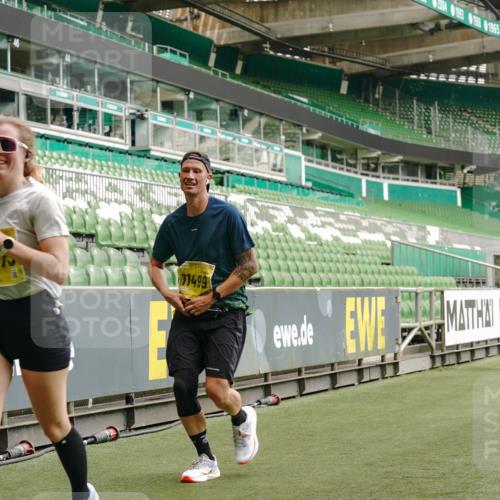 13.09.2026 - 21. swb-Marathon Bremen Michael Burmester http://msf.ph/oto/10442597 13.09.2026 10:28:23 Laufen im Stadion 10096, 10142, 10170, 10172, 10189, 10200, 10223, 10231, 10267, 10269, 10270, 10293, 10294, 10310, 10316, 10329, 10348, 10393, 10421, 10489, 10508, 10514, 10525, 10538, 10544, 10566, 10594, 10628, 10638, 10655, 10709, 10739, 10744, 10770, 10814, 10835, 10840, 10846, 10860, 10876, 10897, 10898, 10910, 10917, 10923, 10956, 10993, 11005, 11007, 11018, 11035, 11058, 11060, 11076, 11087, 11092, 11110, 11111, 11148, 11170, 11193 meine-sportfotos.de