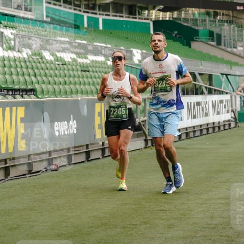 13.09.2026 - 21. swb-Marathon Bremen Michael Burmester http://msf.ph/oto/10442644 13.09.2026 12:43:53 Laufen im Stadion 439, 493, 623, 678, 681, 749, 819, 969, 1009, 1223, 1224, 1301, 1335, 1372, 1498, 1562, 1696, 1712, 1745, 1770, 1879, 1921, 2098, 2207, 2651, 2683, 3251, 3500, 3584, 3688, 4096, 4118, 4328, 4739, 4847, 4904, 5143, 5199, 5316, 5369, 5601, 5663, 5776, 5828, 6359, 6579, 6973, 7015, 7170, 7265, 7715, 7841, 7950, 8028, 8311, 8689, 8749, 8850, 8994, 9120, 9137, 9153, 9200, 9233, 9533, 9849, 13063, 13237, 126, 371, 453, 603, 640, 650, 671, 735, 744, 807, 862, 912, 957, 1136 meine-sportfotos.de