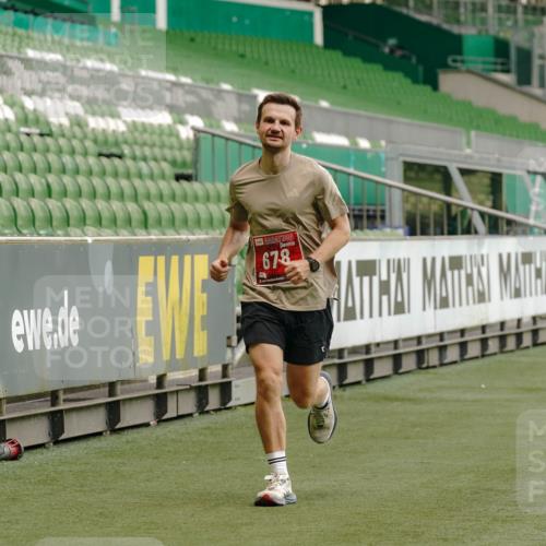 13.09.2026 - 21. swb-Marathon Bremen Michael Burmester http://msf.ph/oto/10443042 13.09.2026 12:44:11 Laufen im Stadion 339, 493, 623, 678, 681, 715, 819, 969, 1223, 1224, 1264, 1301, 1335, 1372, 1498, 1562, 1696, 1745, 1770, 1879, 1921, 1937, 1975, 2098, 2651, 2683, 3251, 3500, 3584, 3688, 4096, 4118, 4328, 4739, 4904, 5143, 5199, 5316, 5369, 5601, 5663, 5776, 5996, 6359, 6579, 6973, 7015, 7170, 7206, 7265, 7715, 7841, 7950, 8028, 8689, 8749, 8850, 8994, 9137, 9153, 9200, 9233, 9533, 9849, 13063, 13168, 13237, 126, 371, 453, 603, 640, 650, 671, 735, 744, 862, 912, 957, 1136, 1411 meine-sportfotos.de