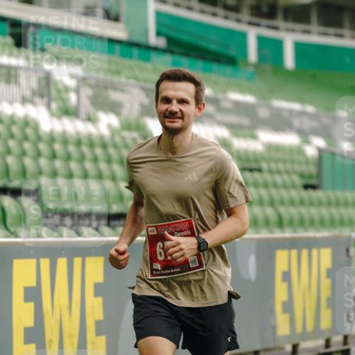 13.09.2026 - 21. swb-Marathon Bremen Michael Burmester http://msf.ph/oto/10443060 13.09.2026 12:44:12 Laufen im Stadion 339, 493, 623, 678, 681, 715, 819, 969, 1223, 1224, 1264, 1301, 1335, 1372, 1498, 1562, 1696, 1745, 1770, 1879, 1921, 1937, 1975, 2098, 2651, 2683, 3251, 3500, 3584, 3688, 4096, 4118, 4328, 4739, 4904, 5143, 5199, 5316, 5369, 5601, 5663, 5776, 5996, 6359, 6579, 6973, 7015, 7170, 7206, 7265, 7715, 7841, 7950, 8028, 8689, 8749, 8850, 8994, 9137, 9153, 9200, 9233, 9533, 9849, 13063, 13168, 13237, 126, 371, 453, 603, 640, 650, 671, 735, 744, 862, 912, 957, 1136, 1411 meine-sportfotos.de