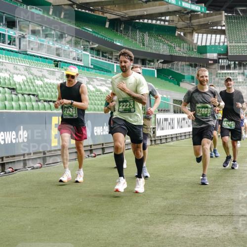 13.09.2026 - 21. swb-Marathon Bremen Michael Burmester http://msf.ph/oto/10443089 13.09.2026 13:07:23 Laufen im Stadion 109, 132, 156, 287, 303, 310, 372, 430, 454, 489, 551, 578, 607, 613, 682, 716, 784, 800, 808, 809, 831, 834, 846, 911, 922, 1083, 1173, 1189, 1205, 1210, 1274, 1285, 1322, 1364, 1365, 1369, 1387, 1395, 1437, 1532, 1545, 1574, 1581, 1600, 1823, 1831, 1841, 1848, 1854, 1871, 1909, 1926, 1938, 2003, 2070, 2090, 2215, 2219, 2275, 2283, 2318, 2355, 2356, 2366, 2393, 2405, 2440, 2492, 2565, 2611, 2699, 2707, 2721, 2731, 2755, 2782, 2802, 2818, 2831, 2866, 2902, 2911, 2949, 2960 meine-sportfotos.de