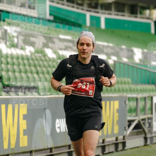 13.09.2026 - 21. swb-Marathon Bremen Michael Burmester http://msf.ph/oto/10443113 13.09.2026 12:44:17 Laufen im Stadion 339, 493, 623, 678, 681, 715, 819, 969, 1264, 1301, 1335, 1372, 1498, 1562, 1696, 1770, 1879, 1921, 1937, 1975, 2098, 2651, 2683, 3092, 3251, 3500, 3584, 3688, 4096, 4118, 4328, 4739, 4904, 5143, 5199, 5316, 5369, 5601, 5663, 5776, 5996, 6359, 6579, 6973, 7015, 7170, 7206, 7265, 7715, 7841, 7950, 8028, 8689, 8749, 8850, 9137, 9153, 9200, 9233, 9533, 9583, 9849, 13063, 13168, 13237, 126, 371, 453, 603, 640, 650, 671, 735, 744, 862, 912, 957, 1136, 1411, 1822 meine-sportfotos.de