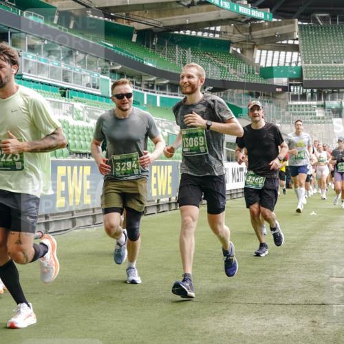 13.09.2026 - 21. swb-Marathon Bremen Michael Burmester http://msf.ph/oto/10443173 13.09.2026 13:07:25 Laufen im Stadion 109, 132, 156, 287, 303, 310, 372, 430, 454, 489, 551, 578, 607, 613, 682, 716, 784, 800, 808, 809, 831, 834, 846, 911, 922, 1083, 1173, 1189, 1205, 1210, 1285, 1322, 1364, 1365, 1369, 1387, 1395, 1437, 1532, 1545, 1574, 1600, 1688, 1823, 1831, 1841, 1848, 1854, 1871, 1909, 1926, 1938, 2003, 2070, 2090, 2215, 2219, 2275, 2283, 2318, 2355, 2356, 2366, 2393, 2405, 2440, 2492, 2565, 2611, 2699, 2707, 2721, 2731, 2755, 2782, 2802, 2818, 2831, 2866, 2902, 2911, 2949, 2960 meine-sportfotos.de