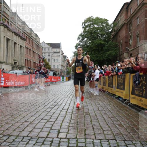 13.09.2026 - Kiel Lauf Yannick Fuchs http://msf.ph/oto/10443177 13.09.2026 11:59:00 Ziel 6694 meine-sportfotos.de