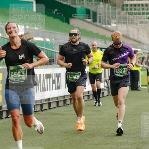 13.09.2026 - 21. swb-Marathon Bremen Michael Burmester http://msf.ph/oto/10443188 13.09.2026 12:44:20 Laufen im Stadion 339, 493, 623, 678, 681, 715, 819, 969, 1264, 1301, 1335, 1372, 1498, 1562, 1696, 1770, 1879, 1921, 1937, 1975, 2098, 2651, 2683, 3092, 3251, 3500, 3584, 3609, 3688, 4096, 4118, 4328, 4739, 4904, 5143, 5199, 5316, 5369, 5601, 5663, 5776, 5996, 6359, 6579, 6973, 7015, 7170, 7206, 7265, 7715, 7841, 7950, 8028, 8689, 8749, 8850, 9137, 9153, 9200, 9233, 9533, 9583, 9849, 13063, 13168, 13237, 126, 371, 453, 603, 640, 650, 671, 735, 744, 862, 912, 957, 1136, 1411, 1822 meine-sportfotos.de