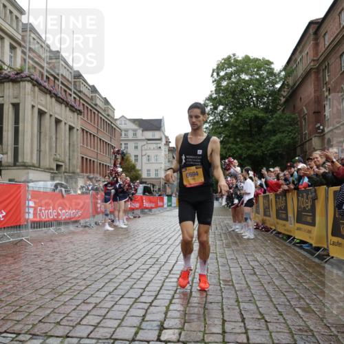 13.09.2026 - Kiel Lauf Yannick Fuchs http://msf.ph/oto/10443201 13.09.2026 11:59:01 Ziel 6694 meine-sportfotos.de