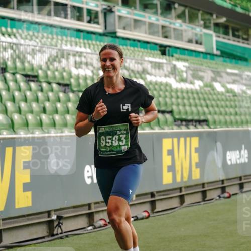 13.09.2026 - 21. swb-Marathon Bremen Michael Burmester http://msf.ph/oto/10443248 13.09.2026 12:44:22 Laufen im Stadion 339, 493, 623, 678, 681, 715, 819, 969, 1264, 1301, 1335, 1372, 1498, 1562, 1696, 1770, 1921, 1937, 1975, 2098, 2651, 2683, 3092, 3251, 3500, 3584, 3609, 3688, 4096, 4118, 4328, 4739, 4904, 5143, 5199, 5316, 5369, 5601, 5663, 5776, 5996, 6359, 6579, 6973, 7015, 7170, 7206, 7265, 7715, 7841, 7950, 8028, 8689, 8749, 8850, 9137, 9153, 9200, 9233, 9583, 9849, 13063, 13168, 13237, 126, 371, 453, 603, 640, 650, 671, 735, 744, 862, 912, 957, 1136, 1411, 1822 meine-sportfotos.de