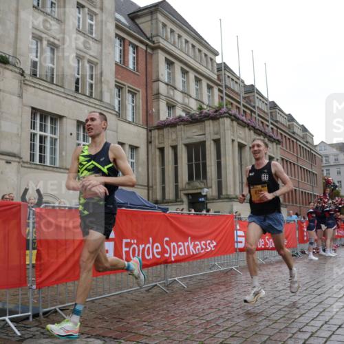 13.09.2026 - Kiel Lauf Yannick Fuchs http://msf.ph/oto/10443305 13.09.2026 12:00:01 Ziel 879, 12244 meine-sportfotos.de