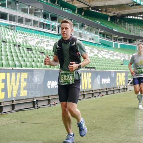 13.09.2026 - 21. swb-Marathon Bremen Michael Burmester http://msf.ph/oto/10443448 13.09.2026 13:07:28 Laufen im Stadion 109, 132, 156, 287, 303, 310, 372, 430, 454, 489, 551, 578, 607, 613, 682, 716, 784, 800, 808, 809, 831, 834, 846, 884, 911, 922, 1083, 1173, 1189, 1205, 1210, 1285, 1322, 1364, 1365, 1369, 1387, 1395, 1437, 1532, 1545, 1574, 1600, 1688, 1823, 1831, 1841, 1848, 1854, 1871, 1909, 1926, 1938, 2003, 2070, 2090, 2215, 2219, 2275, 2283, 2318, 2355, 2356, 2366, 2393, 2405, 2440, 2492, 2565, 2611, 2699, 2707, 2721, 2731, 2755, 2782, 2802, 2818, 2831, 2866, 2902, 2911, 2949, 2960 meine-sportfotos.de