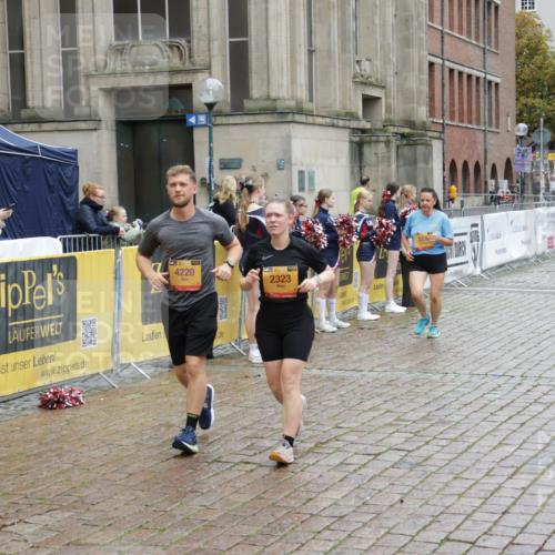 13.09.2026 - Kiel Lauf Yannick Fuchs http://msf.ph/oto/10443480 13.09.2026 12:05:42 Ziel 4479, 6867, 7744, 9382, 10548 meine-sportfotos.de
