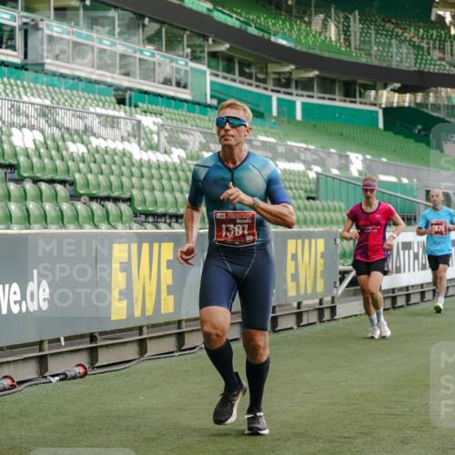 13.09.2026 - 21. swb-Marathon Bremen Michael Burmester http://msf.ph/oto/10443527 13.09.2026 12:44:32 Laufen im Stadion 280, 339, 493, 508, 623, 678, 681, 715, 819, 969, 1264, 1301, 1335, 1372, 1498, 1696, 1770, 1921, 1937, 1975, 2020, 2098, 2683, 3092, 3271, 3500, 3609, 3688, 4118, 4328, 4739, 4904, 5092, 5143, 5199, 5316, 5369, 5601, 5776, 5996, 6359, 6579, 6973, 7015, 7170, 7206, 7265, 7715, 7841, 7950, 8028, 8689, 8749, 8850, 9129, 9137, 9153, 9200, 9233, 9583, 9849, 13063, 13168, 13237, 126, 371, 453, 603, 640, 650, 671, 735, 744, 862, 912, 957, 1136, 1411, 1667, 1822, 1850 meine-sportfotos.de