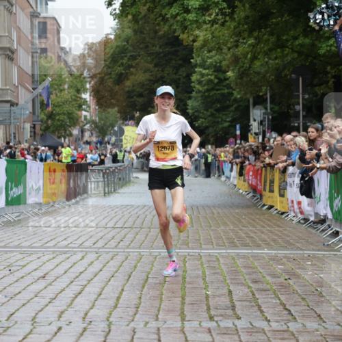 13.09.2026 - Kiel Lauf Yannick Fuchs http://msf.ph/oto/10443545 13.09.2026 12:07:19 Ziel 12078, 12459, 5248 meine-sportfotos.de